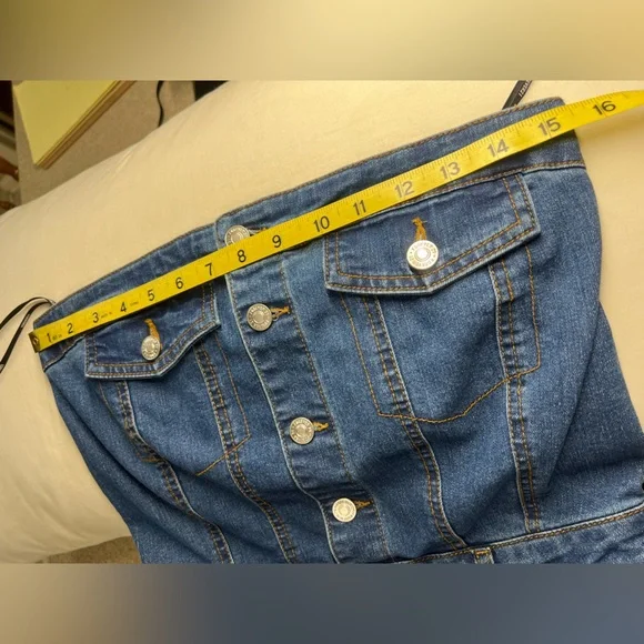 Stretchy Blue Denim Jumpsuit With Silver Buttons And Pockets - Picture 5 of 7